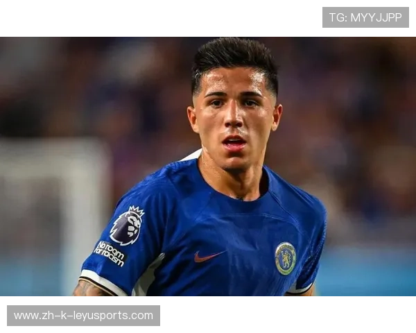 切尔西恩佐贴地直塞穿透防线：改变比赛的关键传球艺术